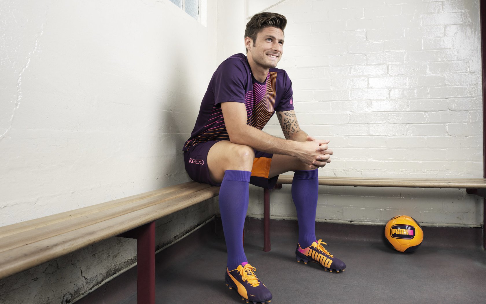 开云体育官网-北欧寒夜与南美烈焰，曼城险胜瑞典背后的欧冠新叙事